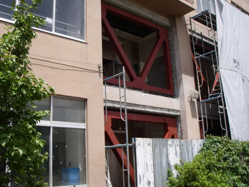 公立中学校耐震補強工事